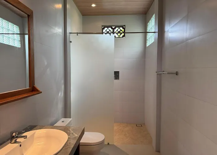 Anugrah House ゲストハウス ウブド
